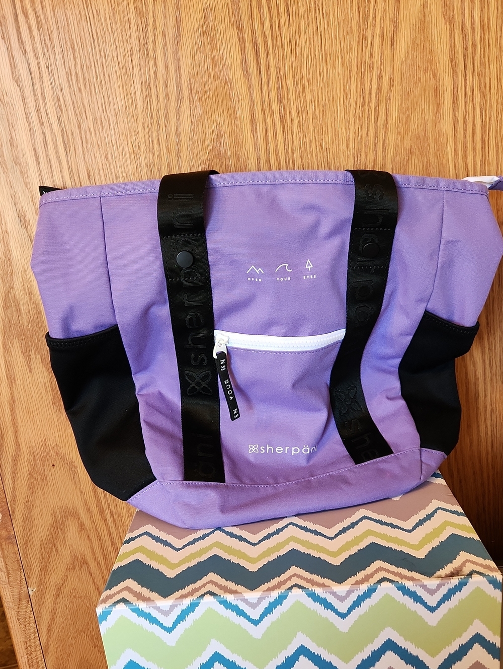 Sherpani Purple and Black Everyday Tote